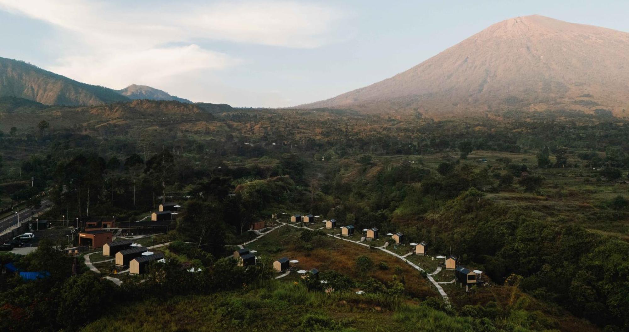 Bobocabin Gunung Rinjani, Lombok Sembalunlawang Esterno foto